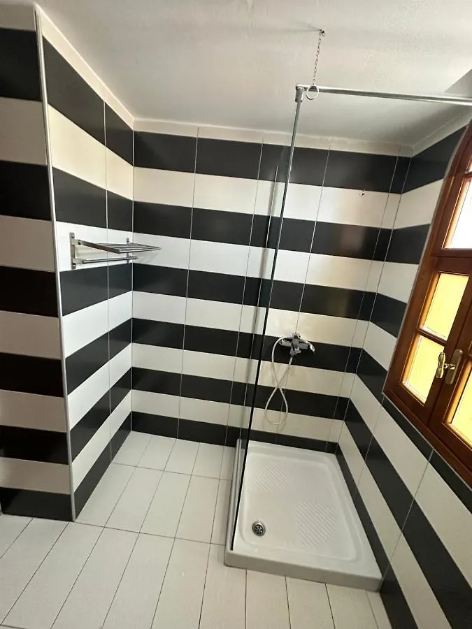 Monte Cristo Hotel - Rooftop Pool Саранда 4*,  Албания
