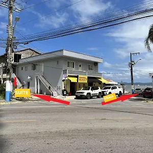 20m Da Praia. Casa de hóspedes Itapema