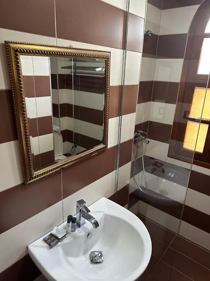 ****  Monte Cristo Hotel - Rooftop Pool Saranda Albania