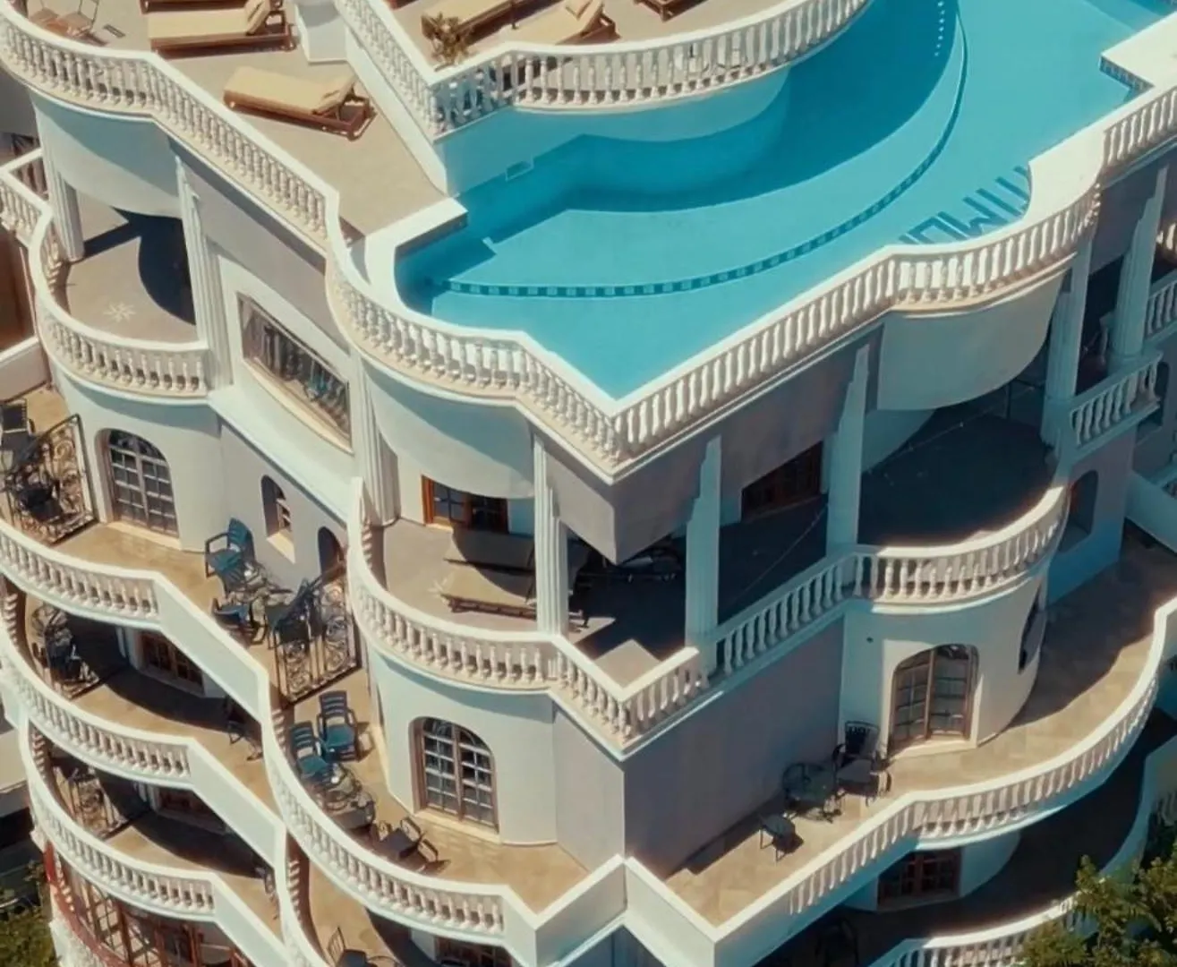 Monte Cristo Hotel - Rooftop Pool Saranda